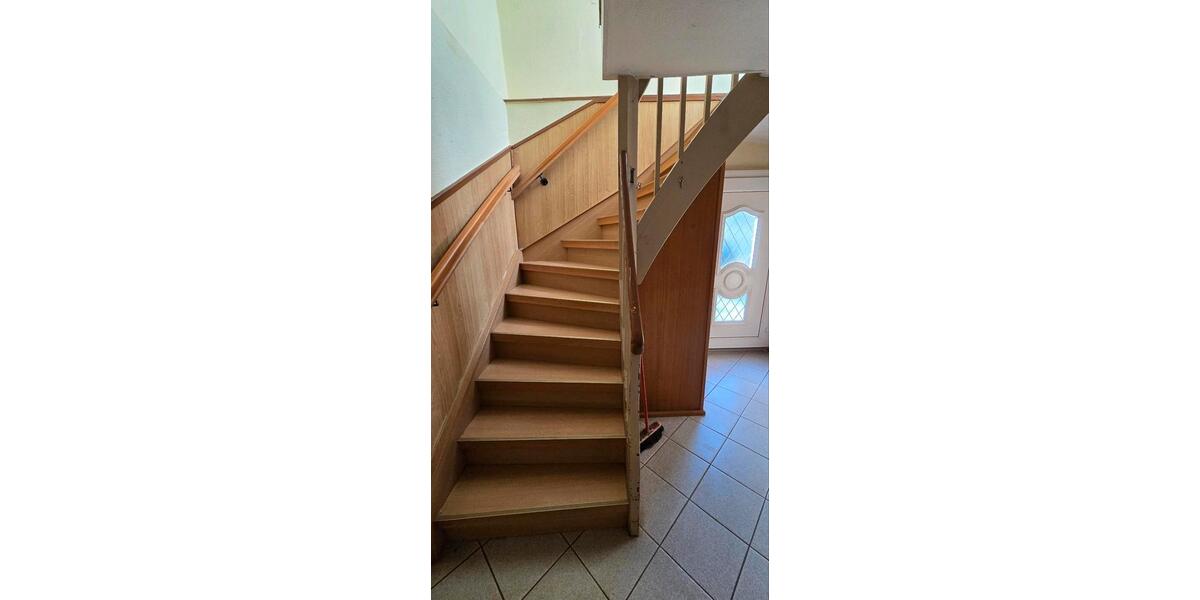 Einfamilienhaus Mohlsdorf-Teichwolframsdorf Teichwolframsdorf - 7 Zimmer, 180 m&sup2;, 81.000&euro; | Angebot:26039274