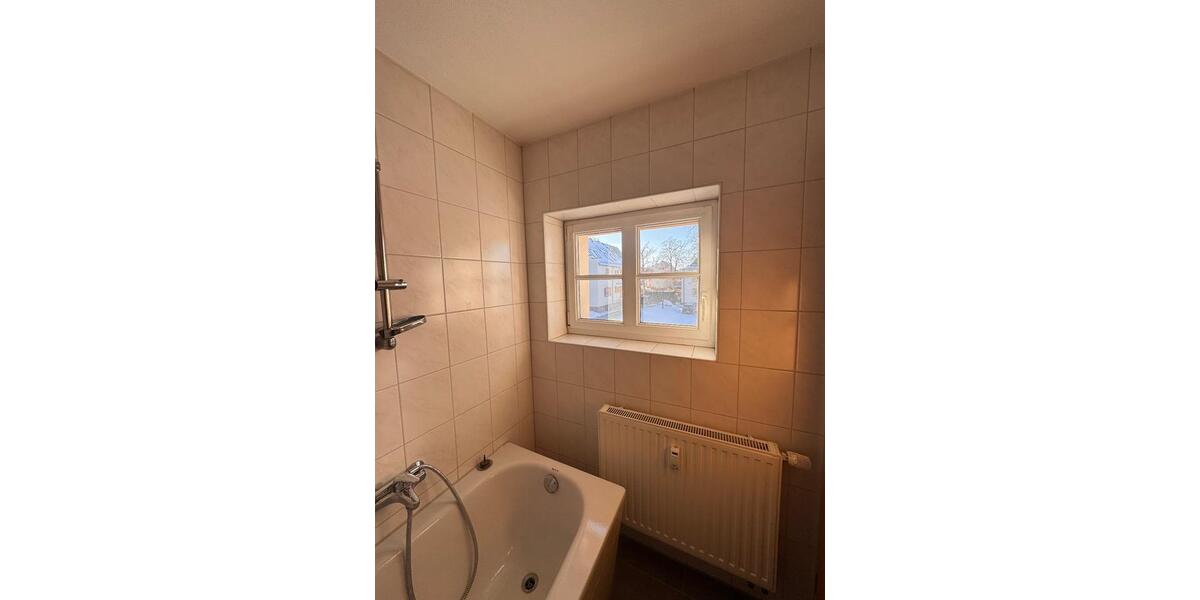 Etagenwohnung Reichenbach im Vogtland - 2 Zimmer, 52 m&sup2;, 350&euro; | Angebot:24610463