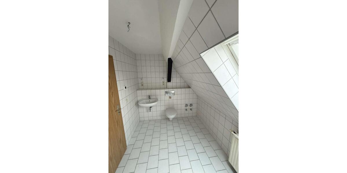 Etagenwohnung Plauen Altstadt - 3.5 Zimmer, 73 m&sup2;, 438&euro; | Angebot:24421981
