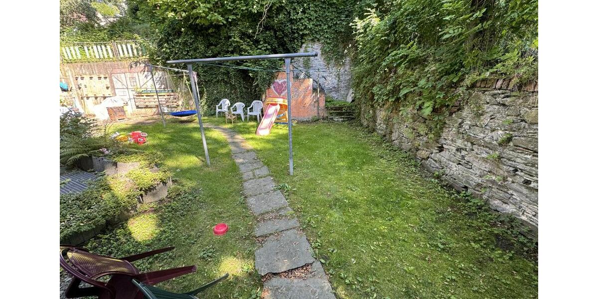 Dachgeschoßwohnung Reichenbach im Vogtland - 3 Zimmer, 74 m&sup2;, 450&euro; | Angebot:25219041