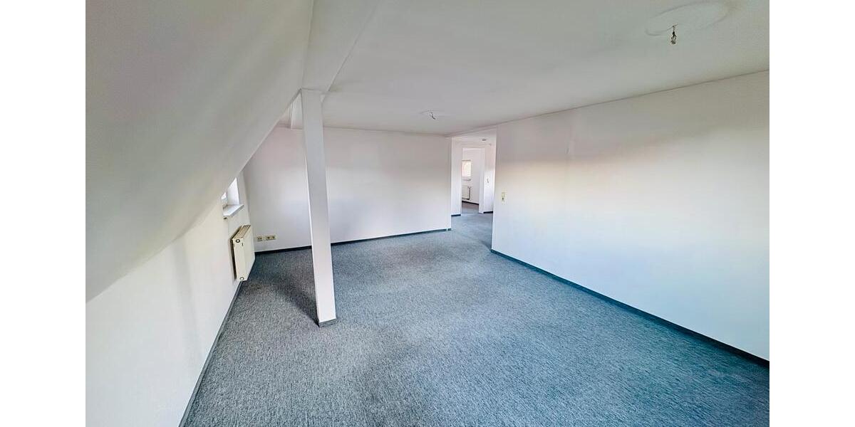 Etagenwohnung Auerbach/Vogtland Vogtland - 4 Zimmer, 99 m&sup2;, 650&euro; | Angebot:24901875