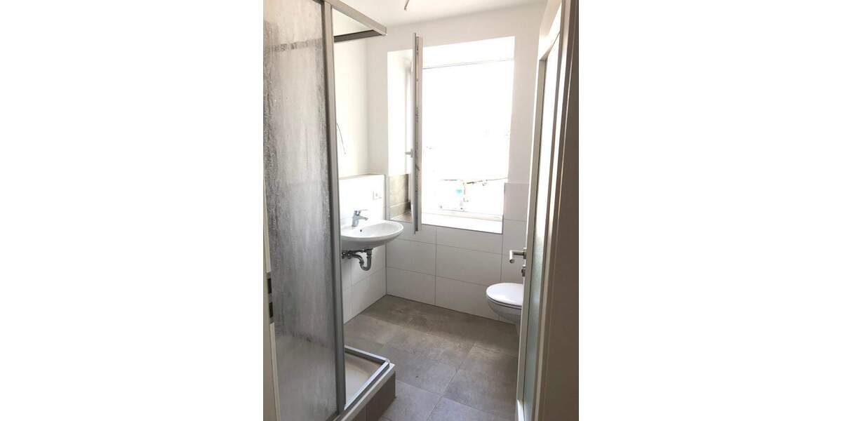 Etagenwohnung Hof Innenstadt - 4 Zimmer, 135 m&sup2;, 951&euro; | Angebot:25682808