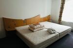 Erdgeschoßwohnung Neumark - 4 Zimmer, 160 m&sup2;, 89.000&euro; | Angebot:23089787