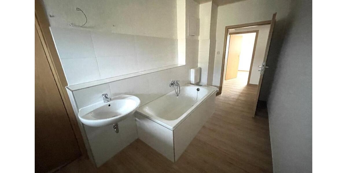 Etagenwohnung Falkenstein/Vogtland Vogtland - 2 Zimmer, 57 m&sup2;, 280&euro; | Angebot:25103371