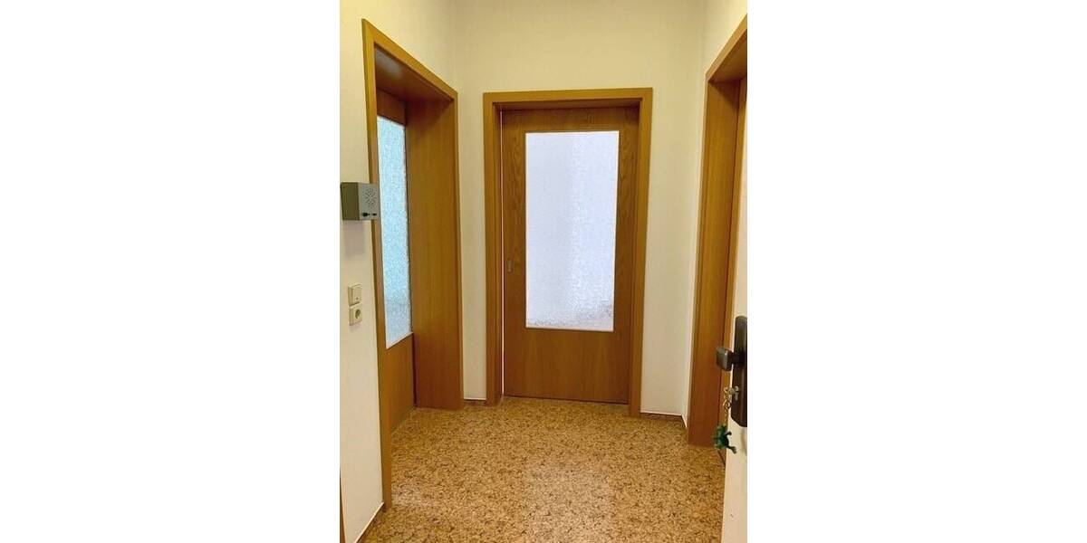 Mehrfamilienhaus, Wohnhaus Reichenbach - 8 Zimmer, 243 m&sup2;, 75.000&euro; | Angebot:25741445