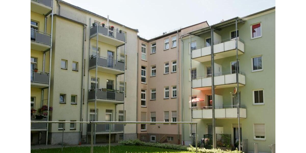 Dachgeschoßwohnung Plauen Bahnhofsvorstadt - 2 Zimmer, 54 m&sup2;, 261&euro; | Angebot:26020230