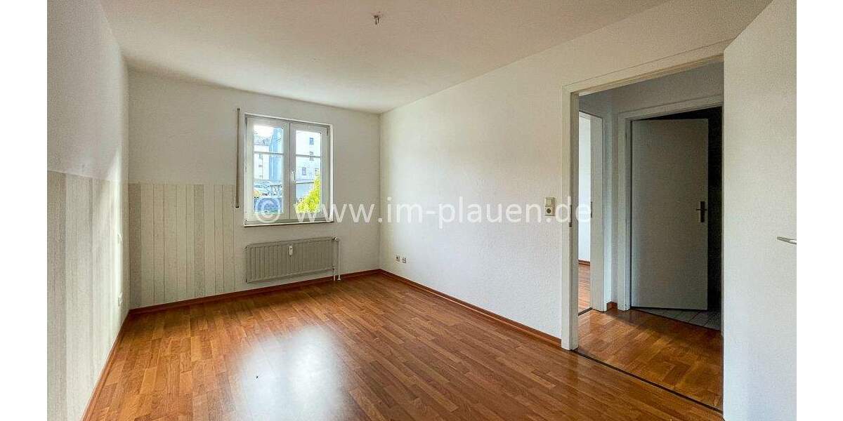 Etagenwohnung Auerbach Hinterhain - 3 Zimmer, 70 m&sup2;, 420&euro; | Angebot:25694451