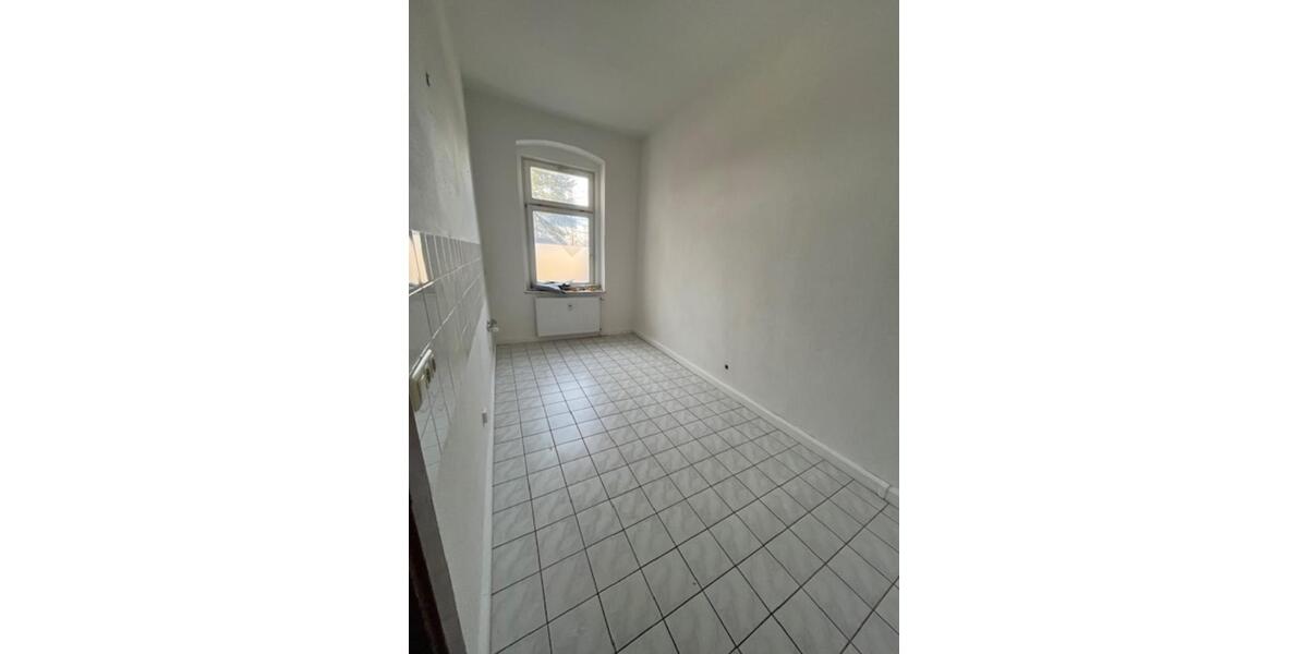 Erdgeschoßwohnung Reichenbach im Vogtland - 1 Zimmer, 37 m&sup2;, 230&euro; | Angebot:25852903