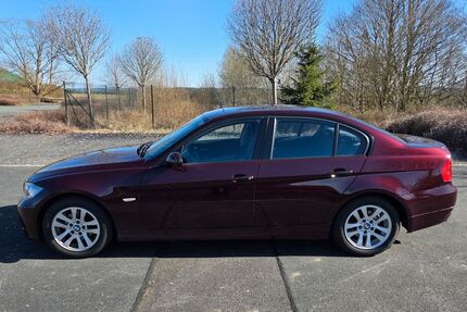 BMW 318 133.000 km 6.998 &euro; Hof 95032