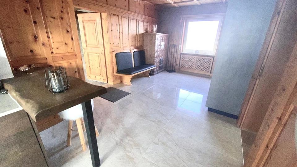 Einfamilienhaus Hof Neuhof - 5 Zimmer, 326 m&sup2;, 1.700&euro; | Angebot:26096955
