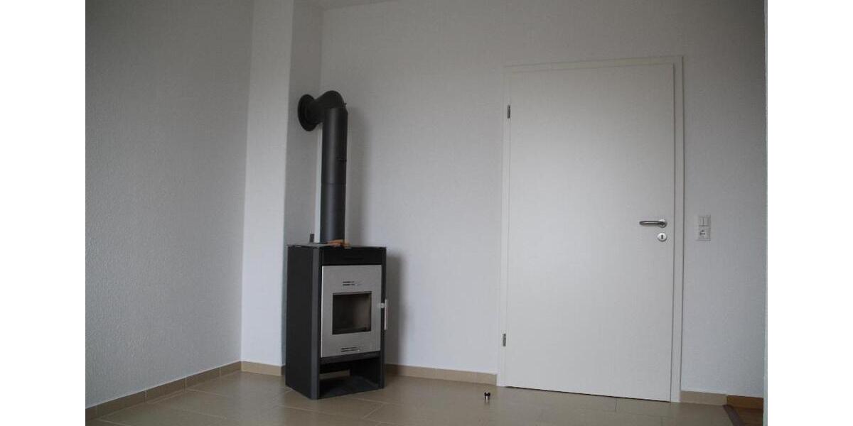 Dachgeschoßwohnung Plauen Bahnhofsvorstadt - 2.5 Zimmer, 82 m&sup2;, 315&euro; | Angebot:21228357