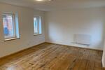 Etagenwohnung Greiz - 2 Zimmer, 67 m&sup2;, 300&euro; | Angebot:25840625