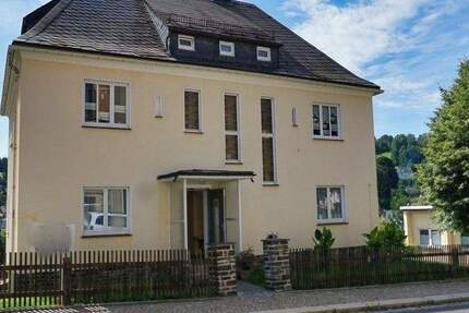 Haus Markneukirchen - 9 Zimmer, 245 m&sup2;, 185.000&euro; | Angebot:25662090