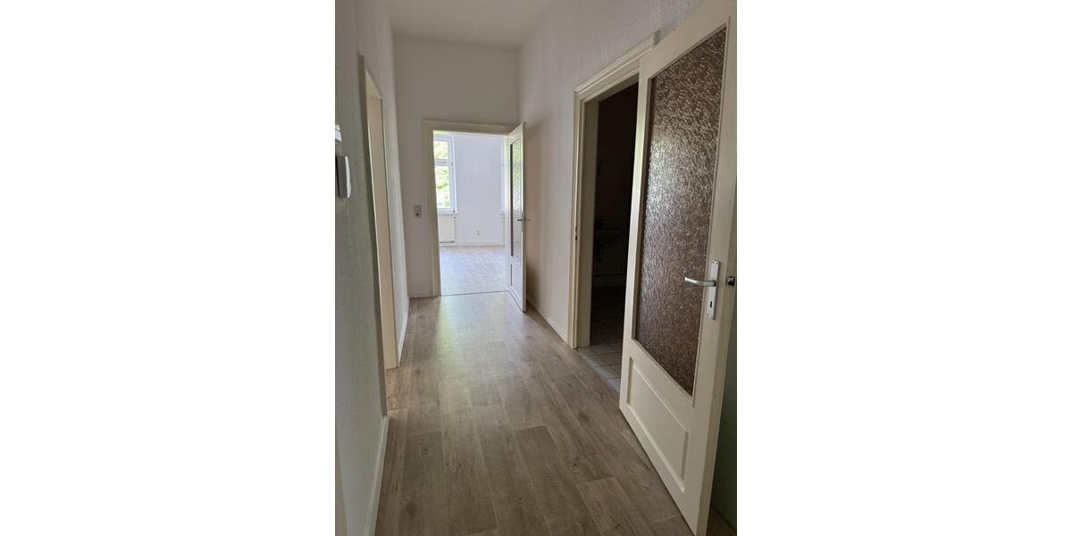 Erdgeschoßwohnung Reichenbach im Vogtland Obermylau - 3 Zimmer, 77 m&sup2;, 384&euro; | Angebot:22591305