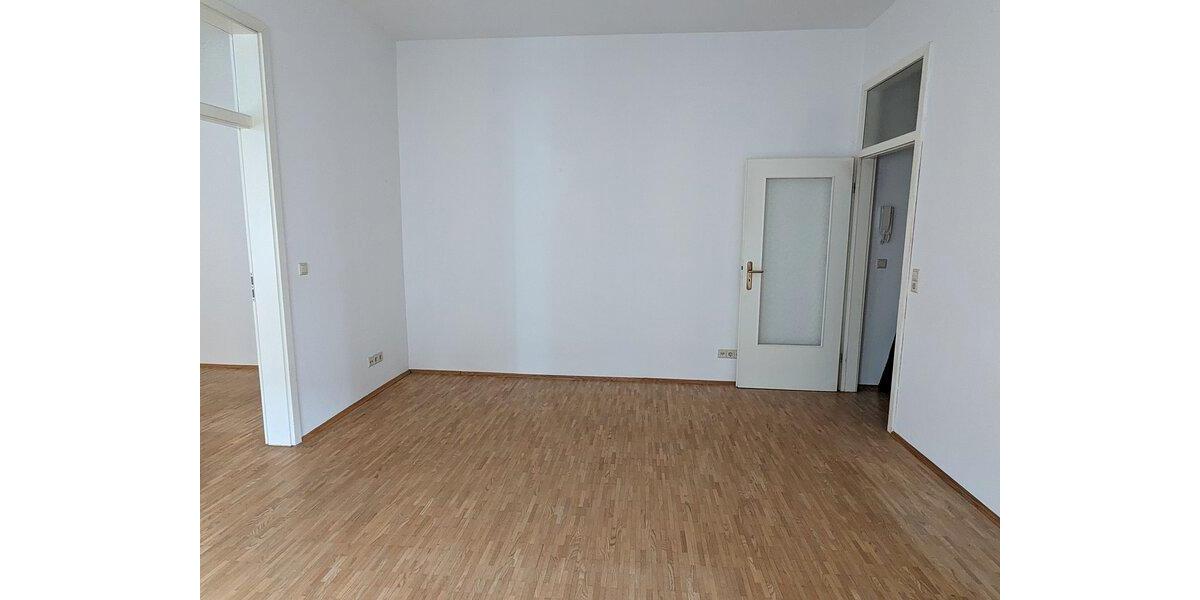 Etagenwohnung Treuen - 2 Zimmer, 48 m&sup2;, 264&euro; | Angebot:26006952