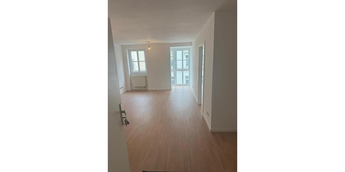 Etagenwohnung Plauen - 2 Zimmer, 45 m&sup2;, 475&euro; | Angebot:23132637