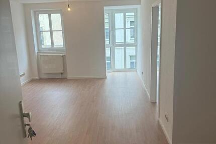 Wohnung Plauen - 2 Zimmer, 45 m&sup2;, 475&euro; | Angebot:23132637