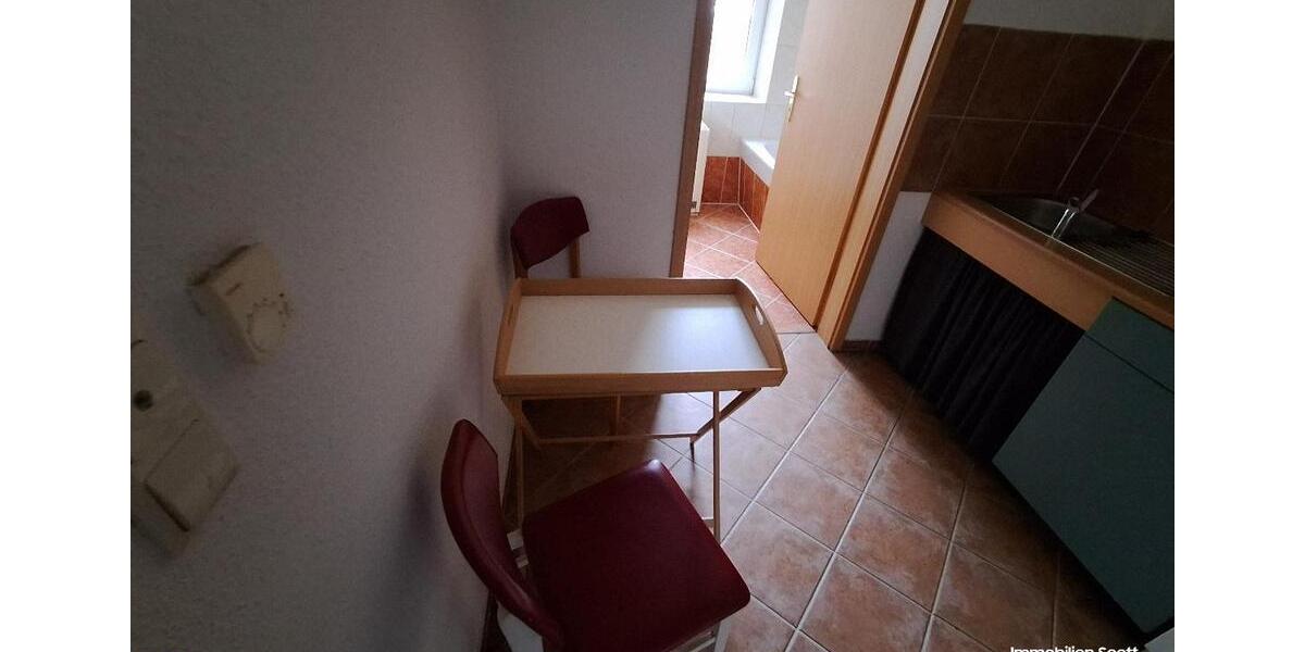 Etagenwohnung Plauen Altstadt - 1 Zimmer, 32 m&sup2;, 180&euro; | Angebot:24184559