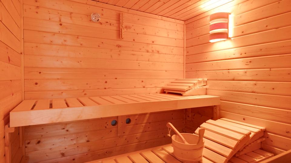 Mehrfamilienhaus, Wohnhaus Hof Altstadt - 6 Zimmer, 230 m&sup2;, 675.000&euro; | Angebot:26285212