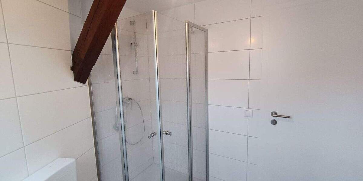 Etagenwohnung Reichenbach im Vogtland Reichenbach - 3 Zimmer, 74 m&sup2;, 450&euro; | Angebot:25665720