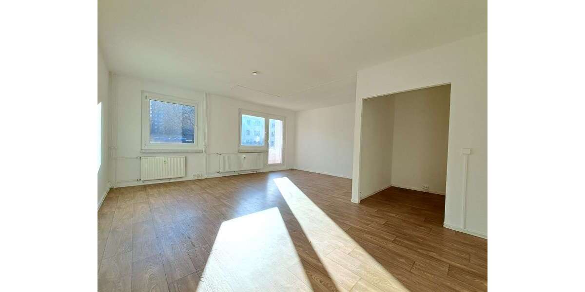 Etagenwohnung Plauen Chrieschwitz - 3 Zimmer, 69 m&sup2;, 347&euro; | Angebot:24679196