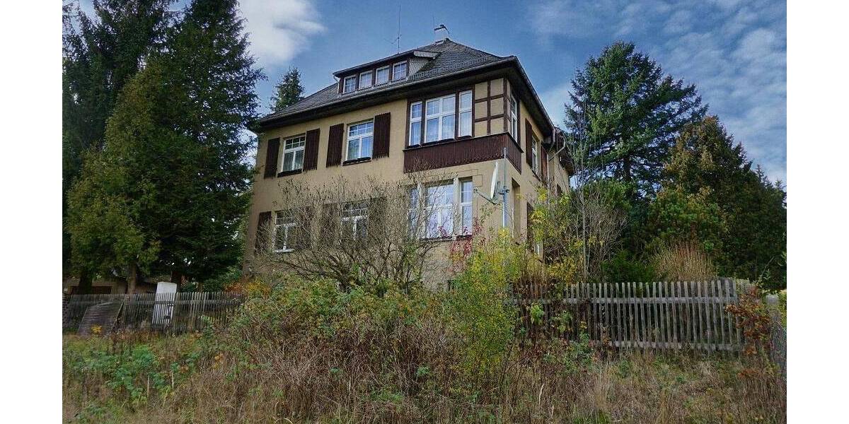 Mehrfamilienhaus, Wohnhaus Adorf - 8 Zimmer, 200 m&sup2;, 121.000&euro; | Angebot:25997740