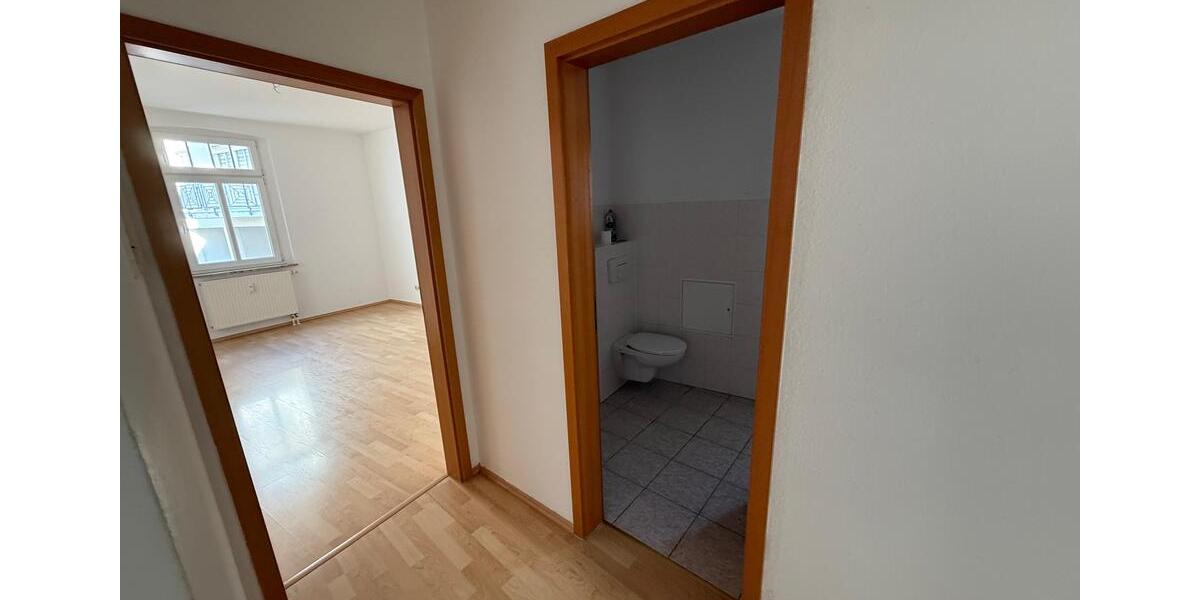 Etagenwohnung Greiz - 3 Zimmer, 79 m&sup2;, 465&euro; | Angebot:26050264