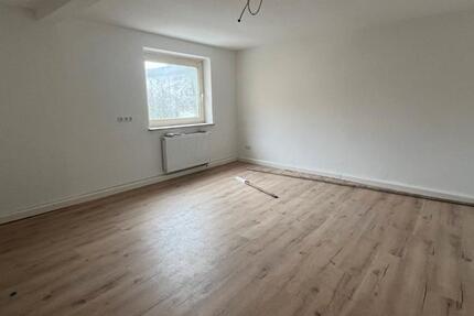 Wohnung Hof Neuhof - 4 Zimmer, 62 m&sup2;, 535&euro; | Angebot:25570546