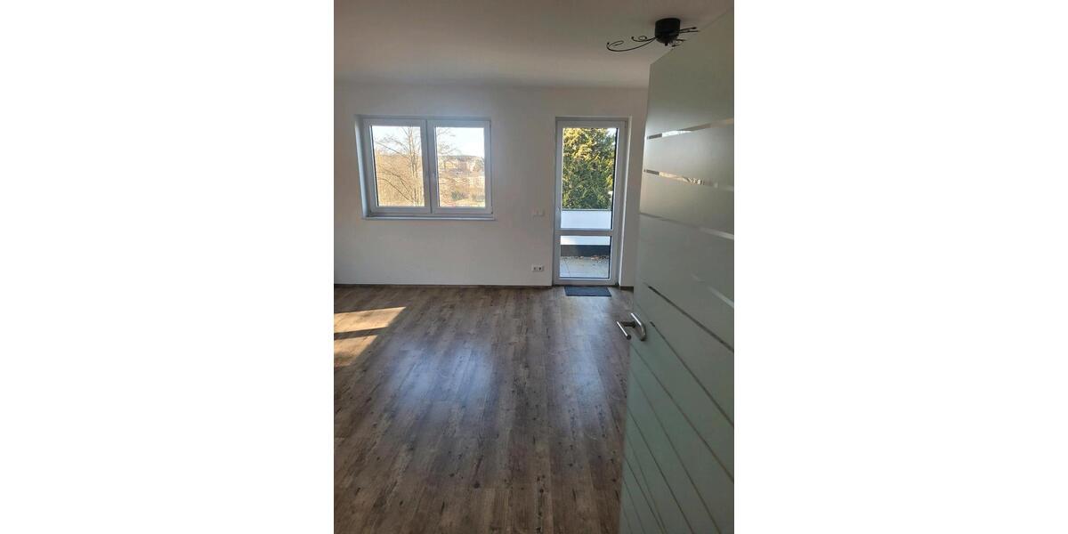 Doppelhaushälfte Reichenbach im Vogtland - 4 Zimmer, 170 m&sup2;, 360.000&euro; | Angebot:26220266