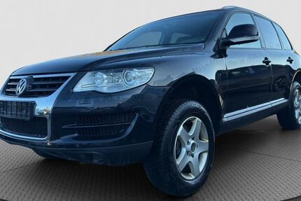 VW Touareg 241.201 km 5.700 &euro; Neustadt 08223