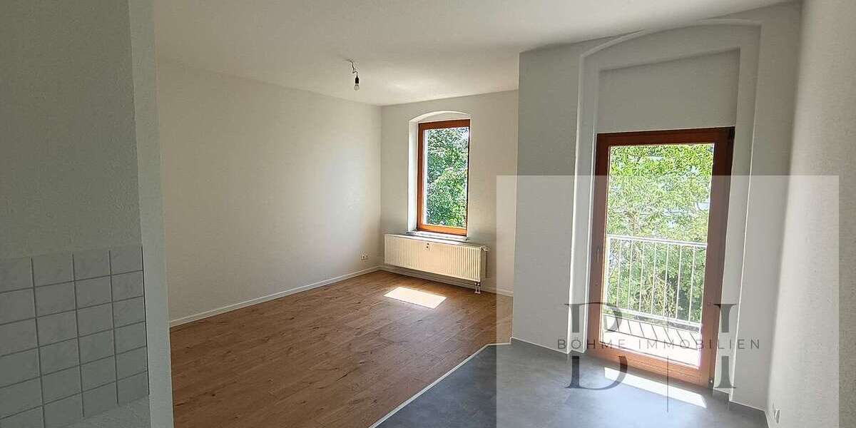 Etagenwohnung Reichenbach - 2 Zimmer, 50 m&sup2;, 300&euro; | Angebot:27111947
