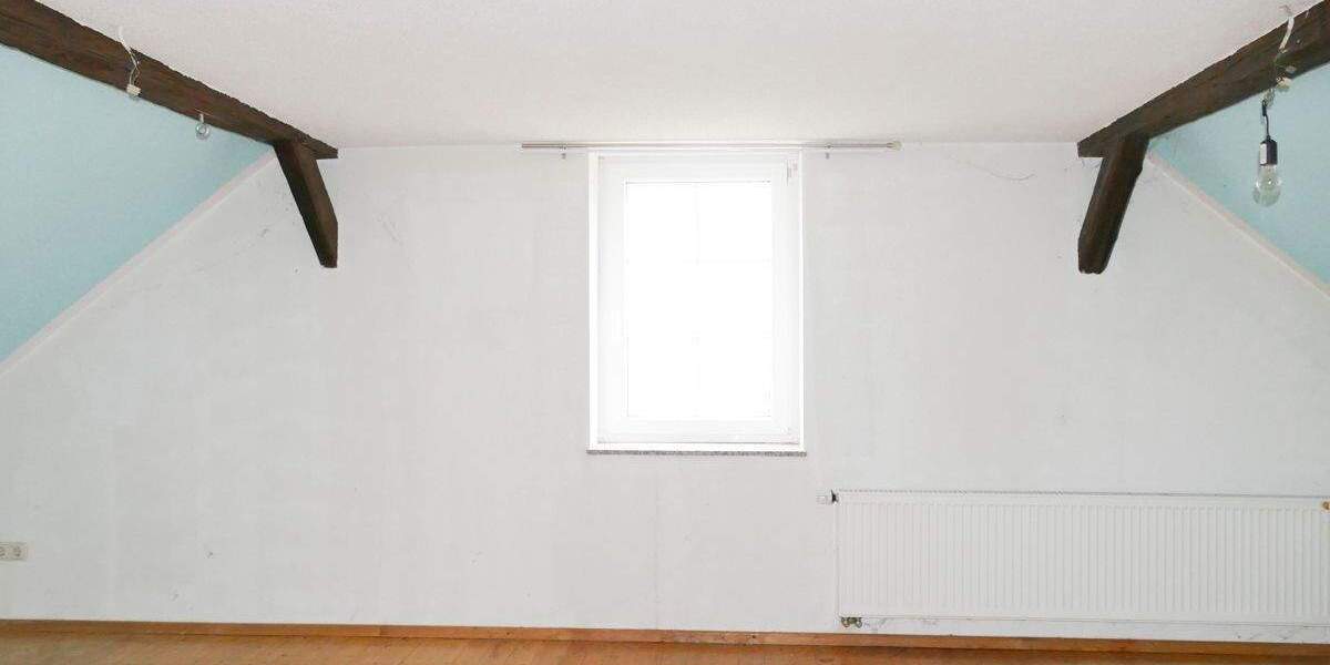 Einfamilienhaus Greiz - 8 Zimmer, 288 m&sup2;, 189.000&euro; | Angebot:25666812