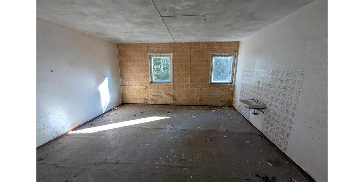 Mehrfamilienhaus, Wohnhaus Muldenhammer - 30 Zimmer, 2.400 m&sup2;, 80.000&euro; | Angebot:25879602