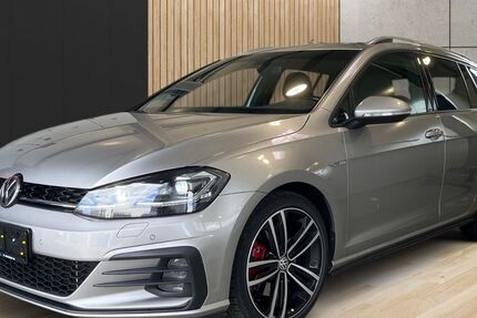 VW Golf 130.500 km 17.990 &euro; Trieb 08239