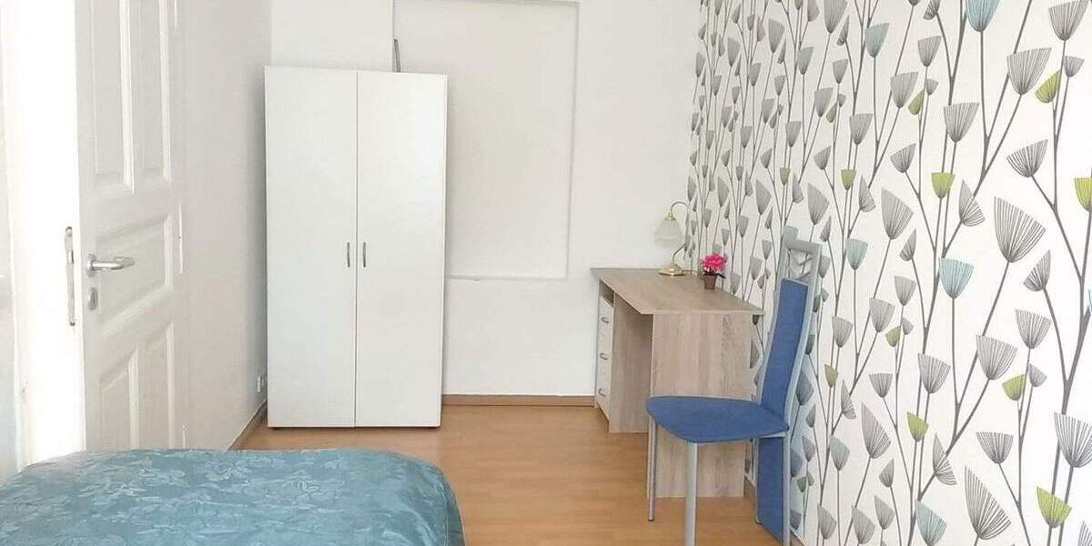 Etagenwohnung Plauen Stadtmitte - 4 Zimmer, 90 m&sup2;, 49.000&euro; | Angebot:25745243