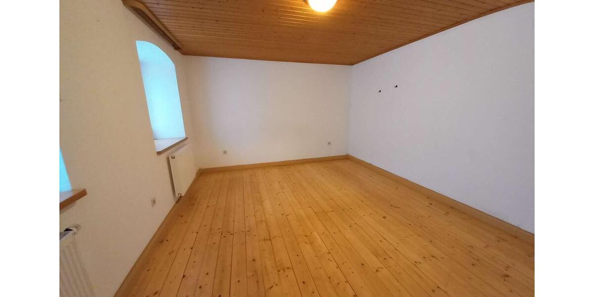 Reihenhaus Hof Neuhof - 4 Zimmer, 140 m&sup2;, 900&euro; | Angebot:25081382
