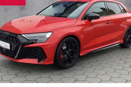 Audi RS3 2.500 km 63.980 &euro; Plauen 08527