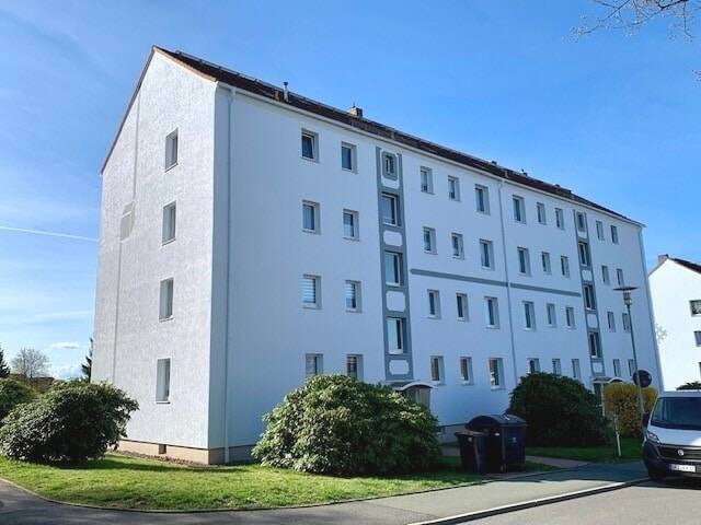 Etagenwohnung Reichenbach - 3 Zimmer, 62 m&sup2;, 400&euro; | Angebot:26065680