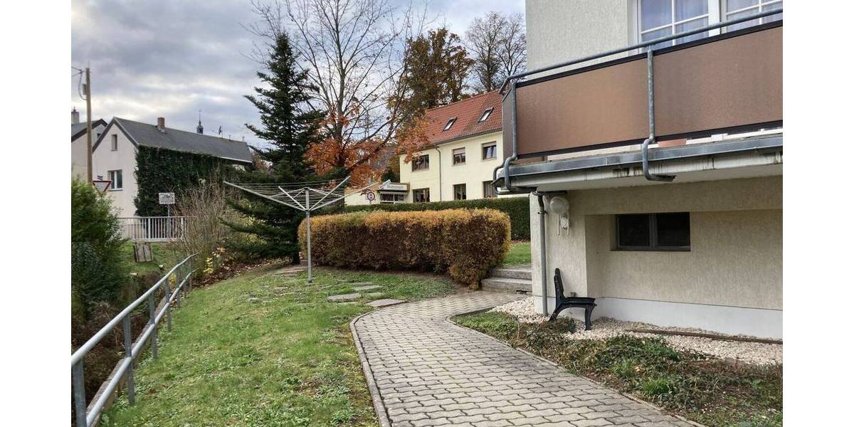 Etagenwohnung Fraureuth - 3 Zimmer, 71 m&sup2;, 69.000&euro; | Angebot:26108222