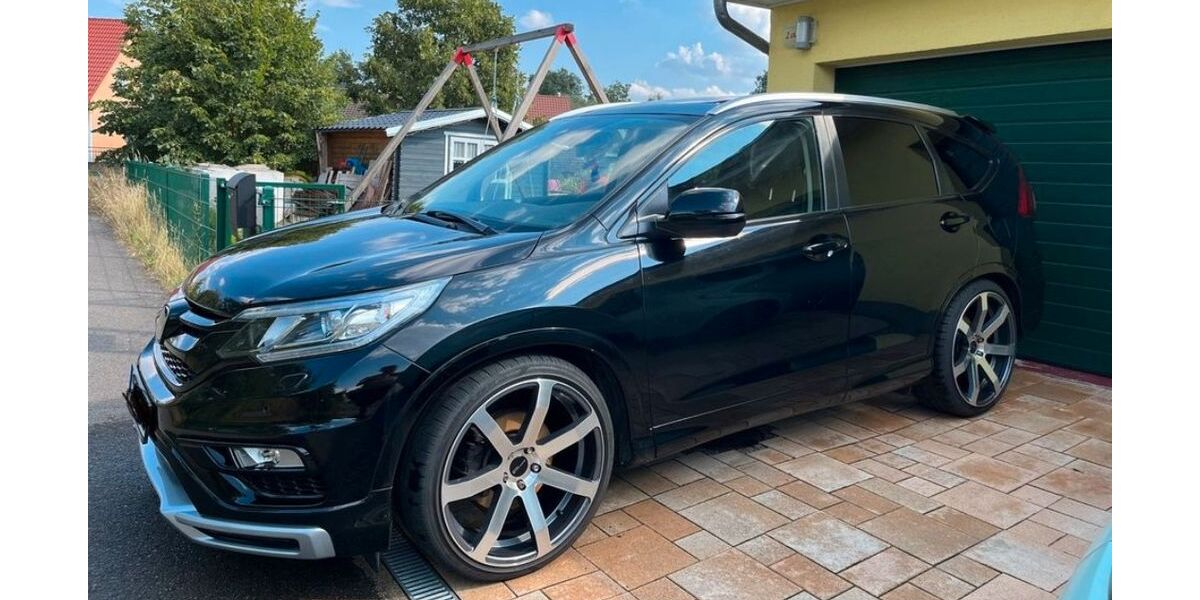 Honda CR-V 151.000 km 15.600 &euro; Pausa 07952