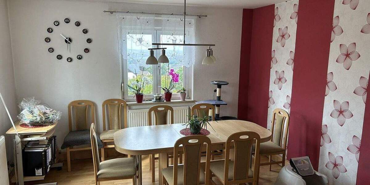 Einfamilienhaus Auerbach Schnarrtanne - 8 Zimmer, 145 m&sup2;, 210.000&euro; | Angebot:25662133