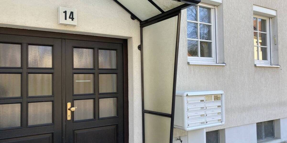 Etagenwohnung Fraureuth - 3 Zimmer, 71 m&sup2;, 69.000&euro; | Angebot:26108222