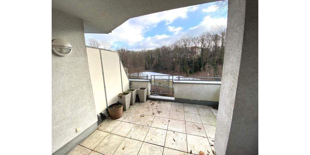 Etagenwohnung Plauen Chrieschwitz - 3 Zimmer, 83 m&sup2;, 510&euro; | Angebot:25819924