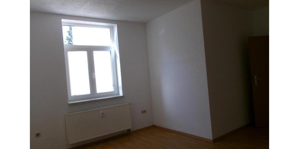 Erdgeschoßwohnung Ellefeld - 2 Zimmer, 110 m&sup2;, 440&euro; | Angebot:25217574
