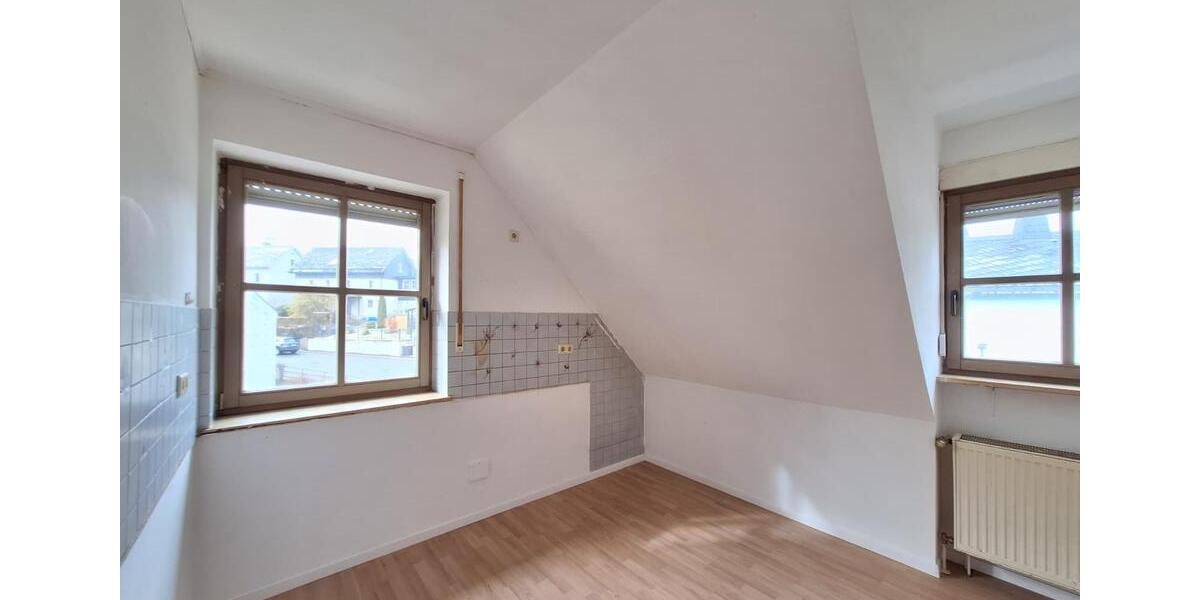 Etagenwohnung Hof Neuhof - 3 Zimmer, 80 m&sup2;, 560&euro; | Angebot:25804394