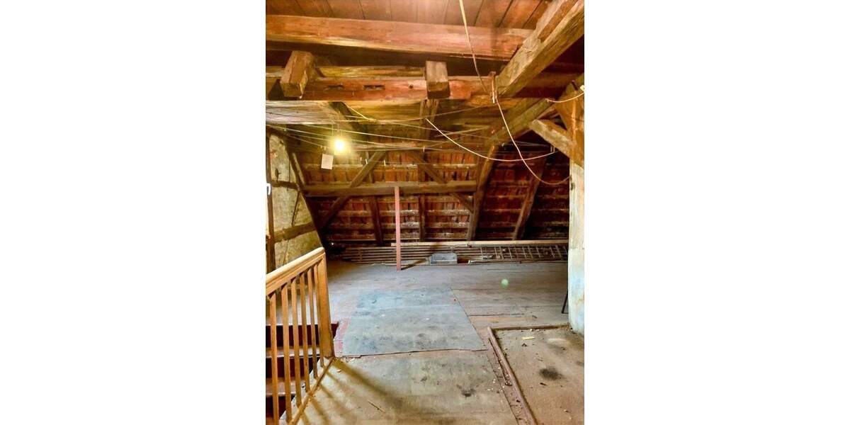 Einfamilienhaus Reichenbach - 5 Zimmer, 95 m&sup2;, 35.000&euro; | Angebot:25662060