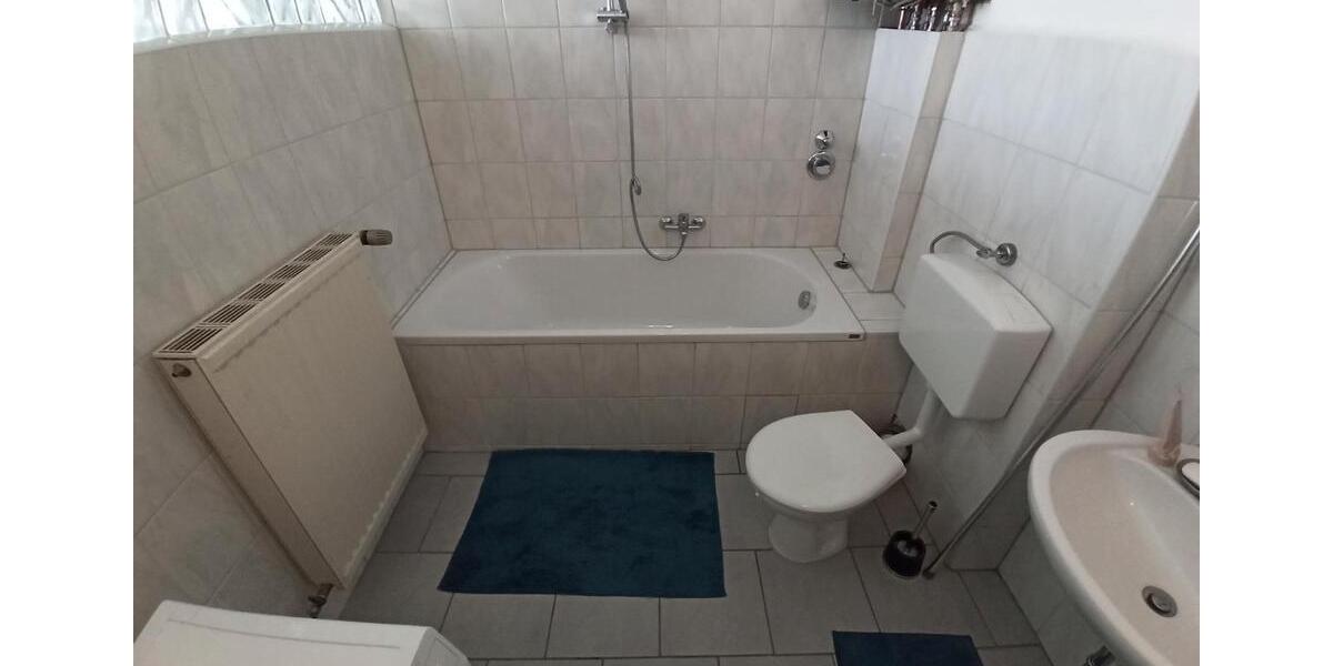 Etagenwohnung Hof Neuhof - 3 Zimmer, 70 m&sup2;, 560&euro; | Angebot:26013003