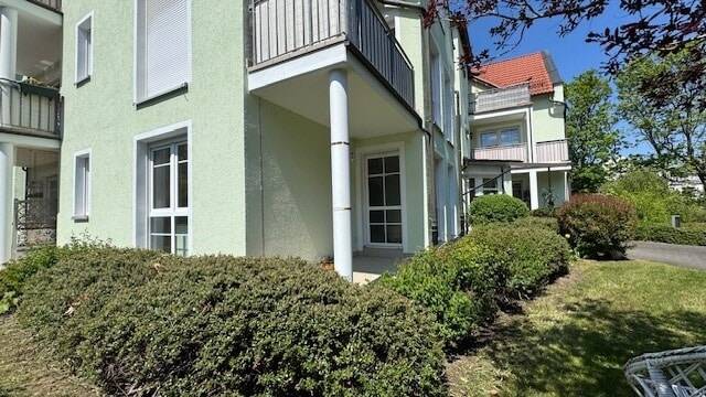 Etagenwohnung Plauen Westend - 2 Zimmer, 49 m&sup2;, 64.000&euro; | Angebot:25741455