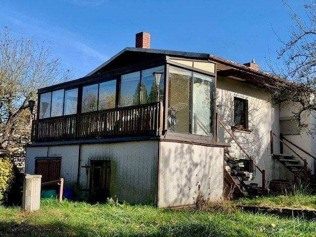 Einfamilienhaus Lengenfeld - 4 Zimmer, 122 m&sup2;, 85.000&euro; | Angebot:25799464
