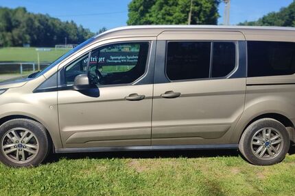Ford Tourneo Connect 94.000 km 16.500 &euro; Zeulenroda-Triebes 07950